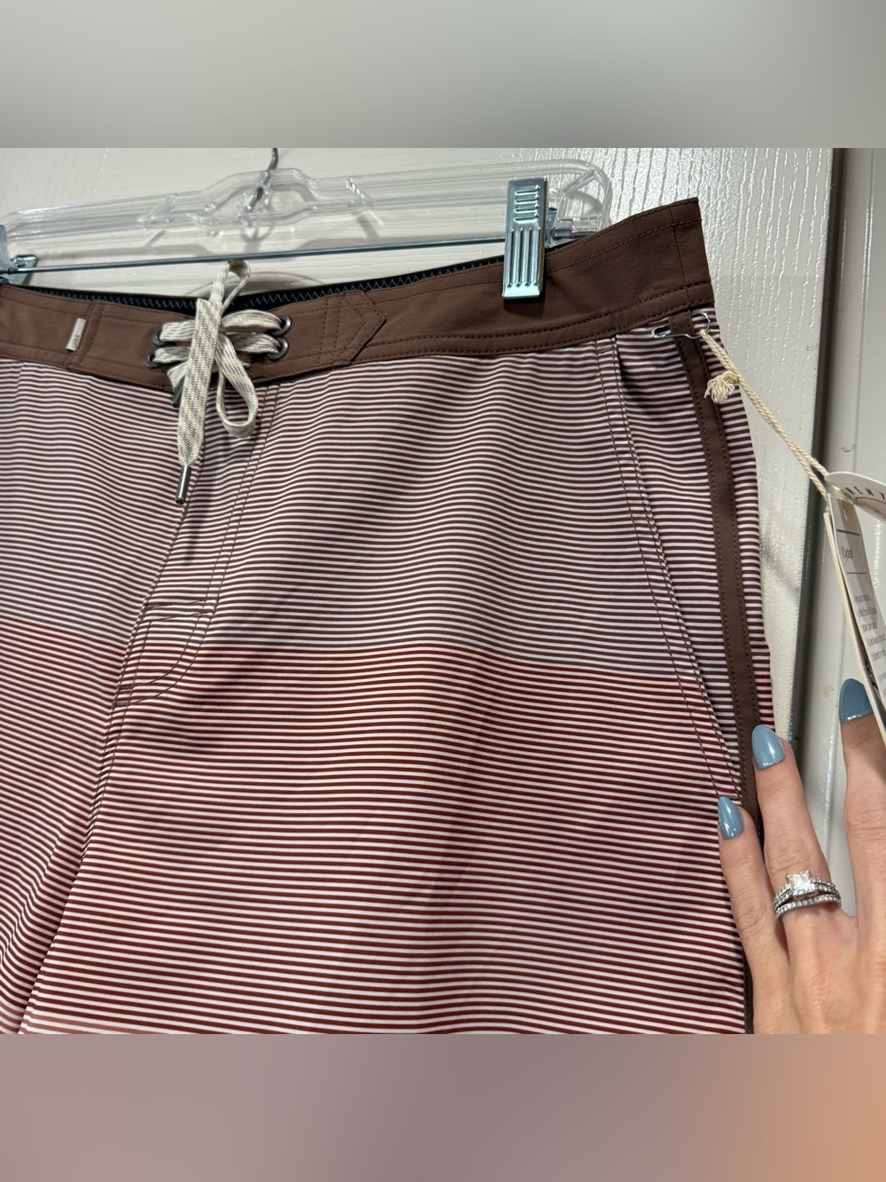 Vuori Cruise Men’s Boardshort Clove Wave Stripe Size 32 NWT - Picture 6 of 10